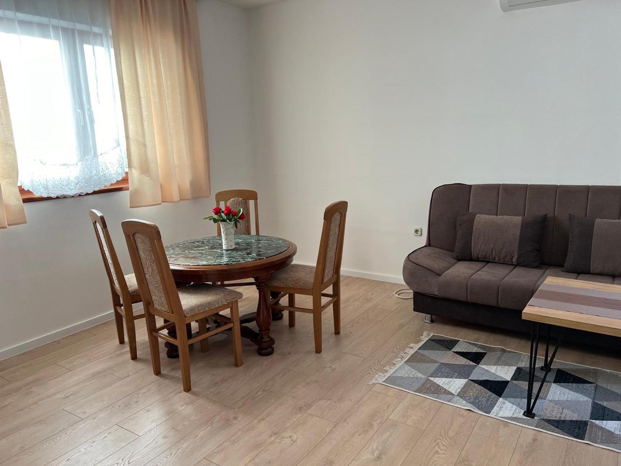 Cheap House Near The Center Of The City Mostar Extérieur photo