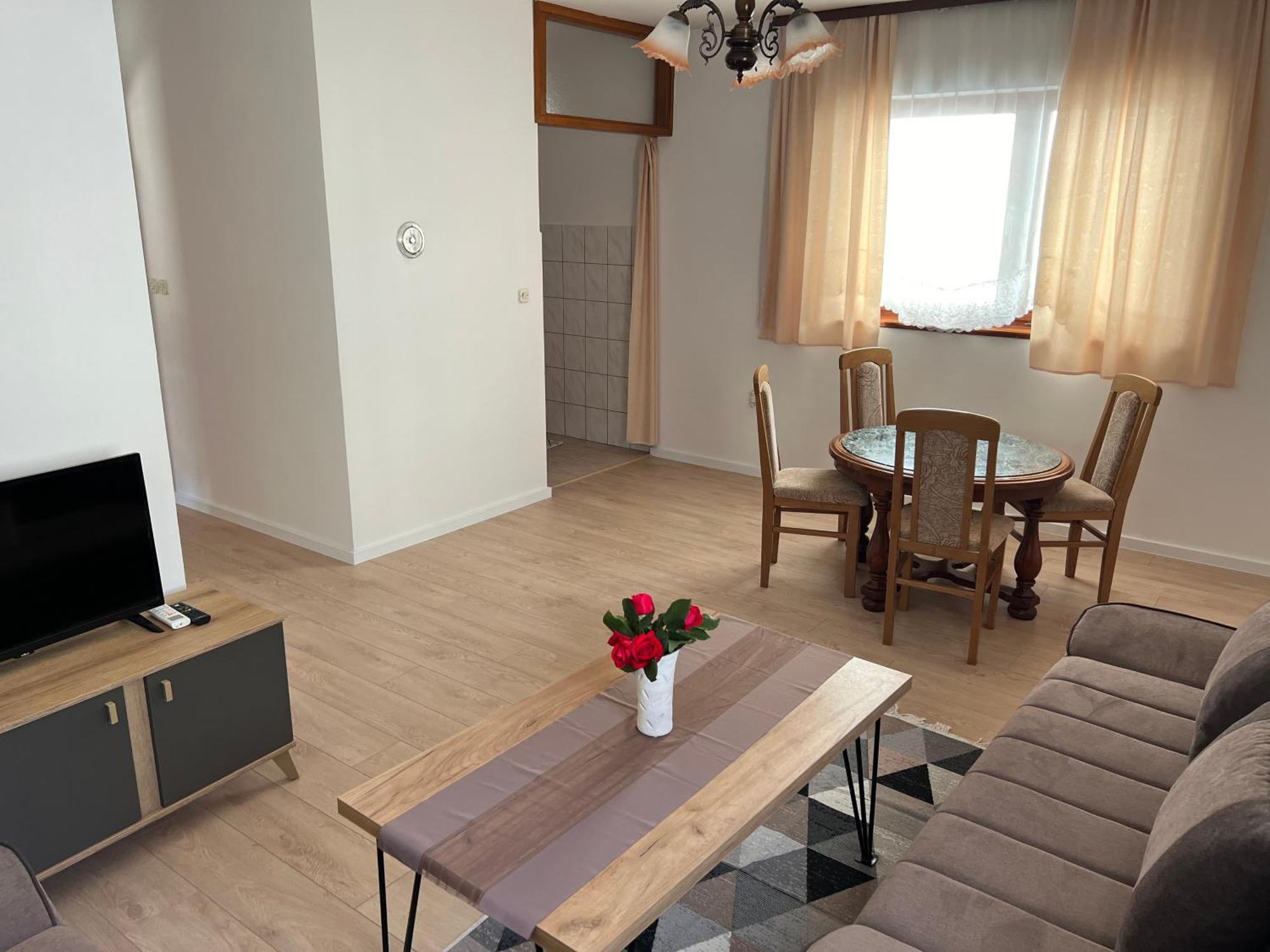 Cheap House Near The Center Of The City Mostar Extérieur photo